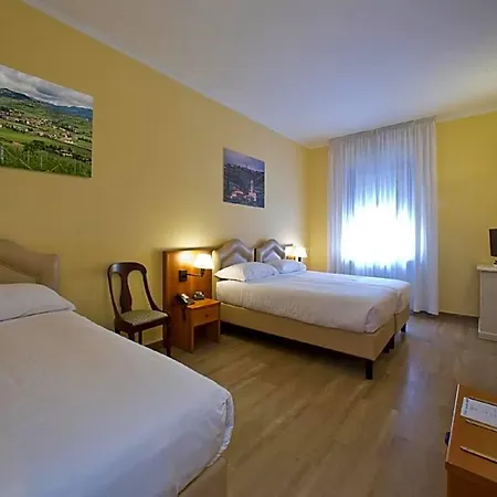 Hotel Veronello 3*