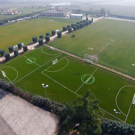 Отель Veronello
