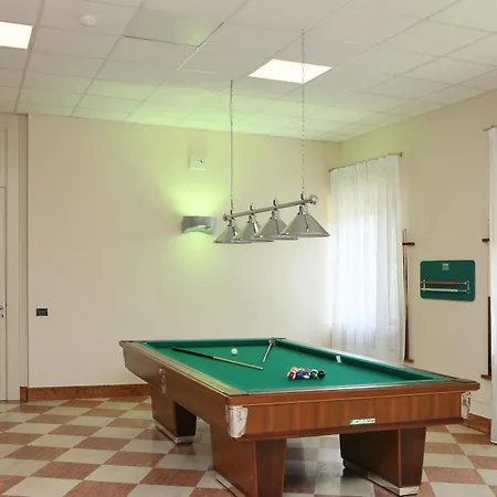 Veronello Hotel